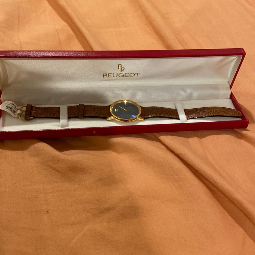 NWT Vintage Peugeot watch